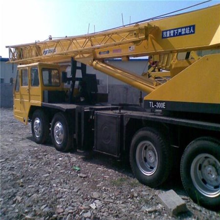 Used construction truck 30t crane 